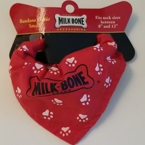 Milkbone Red Bandanna Dog Collar, Size S
